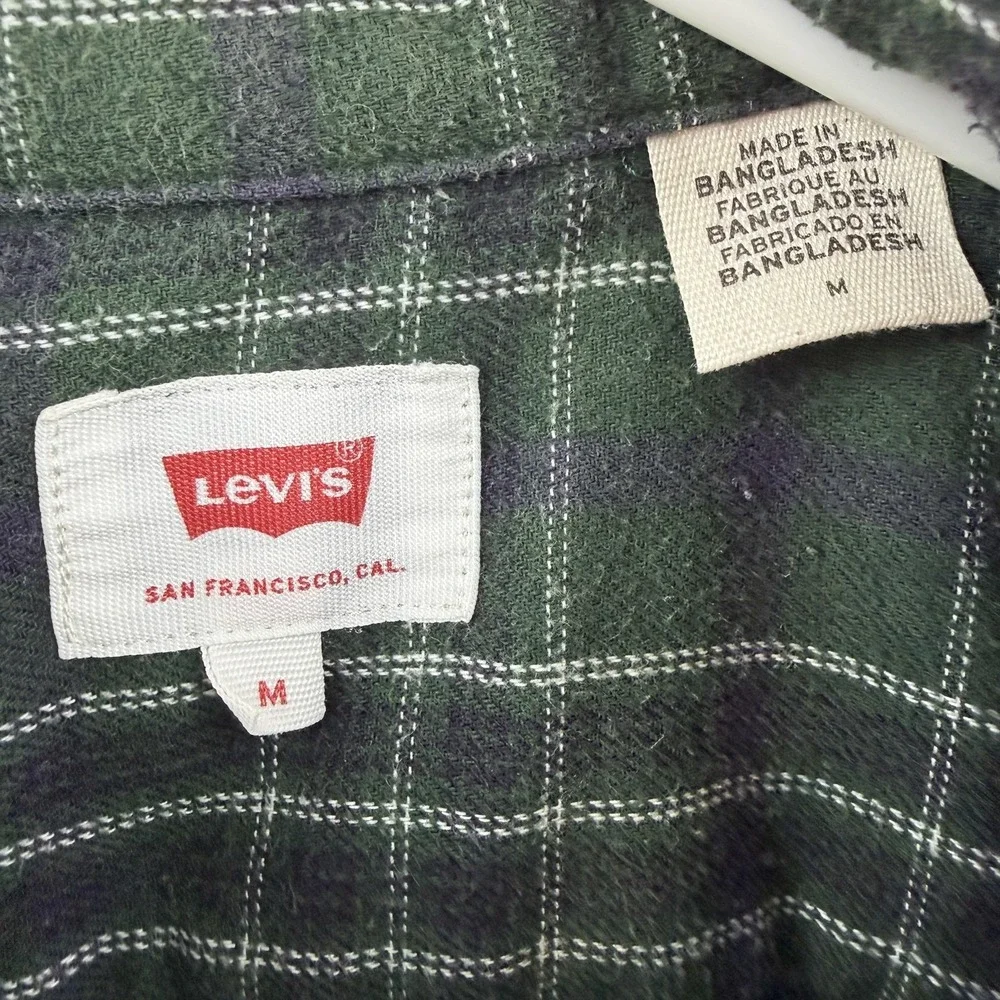 Levi's Shirt Mens Medium Green Plaid Flannel Long Sleeve Button Up Casual